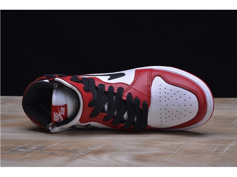  The Air Jordan 1 Rebel “Chicago” red AT4151-100
