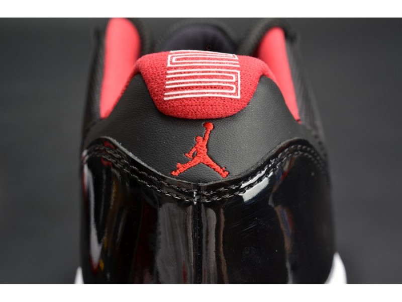 AIR JORDAN 11 RETRO LOW 