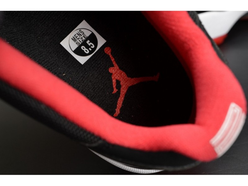 AIR JORDAN 11 RETRO LOW 