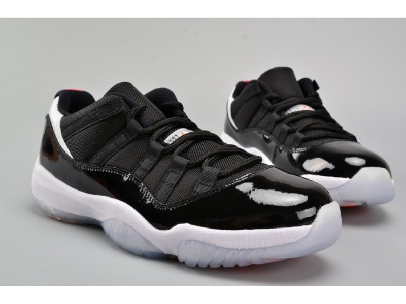 AIR JORDAN 11 RETRO LOW 