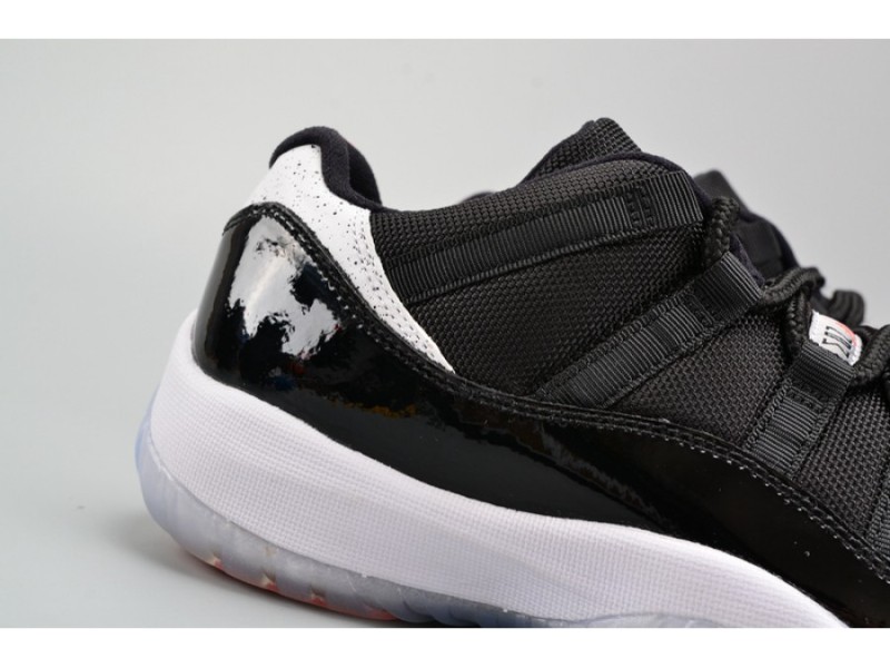 AIR JORDAN 11 RETRO LOW 