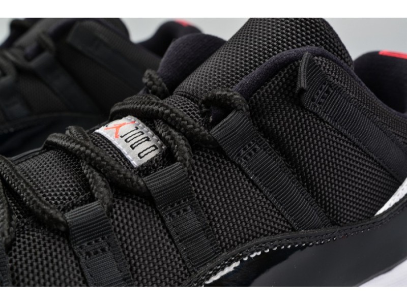 AIR JORDAN 11 RETRO LOW 