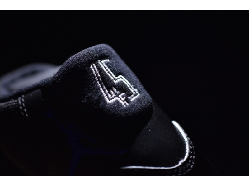 AIR JORDAN 11 RETRO 