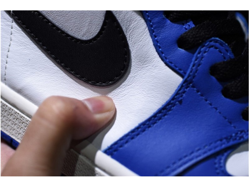 AIR JORDAN 1 OG “Game Royal” blue  555088-403