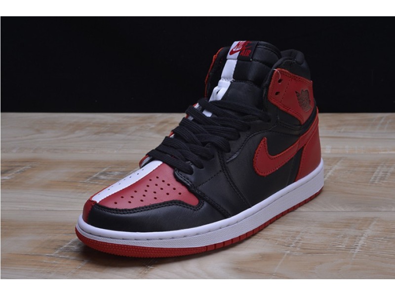 AIR JORDAN 1 RETRO 