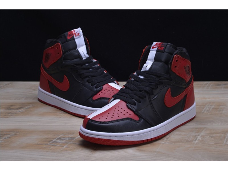 AIR JORDAN 1 RETRO 