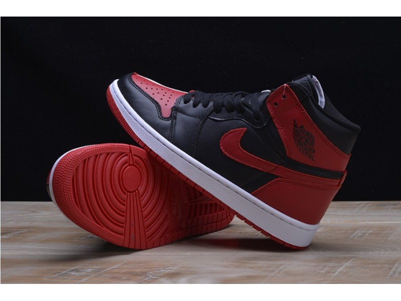 AIR JORDAN 1 RETRO 