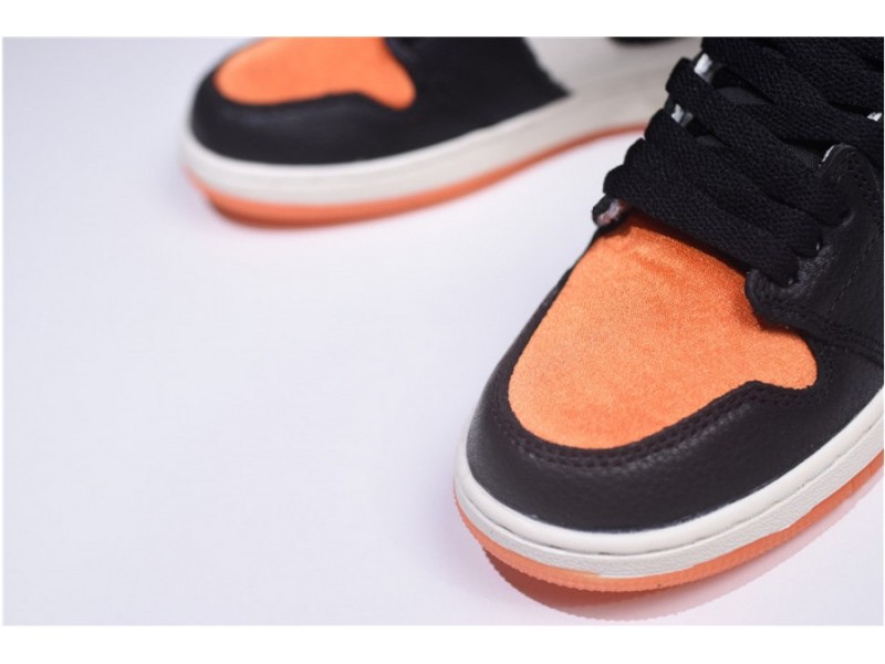 Air Jordan 1 Retro Satin Shattered Backboard AV3725-010