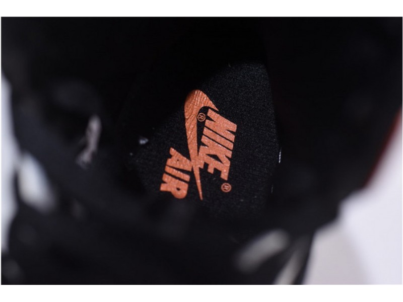 Air Jordan 1 Retro Satin Shattered Backboard AV3725-010