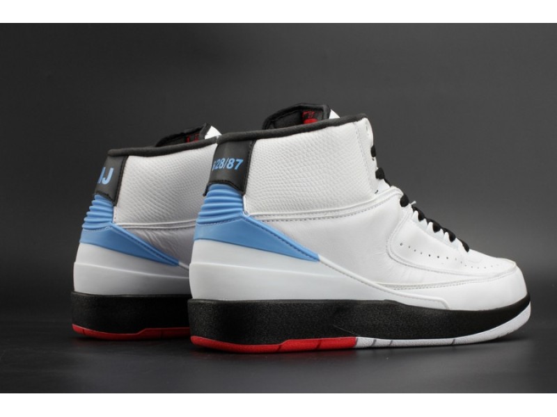 AIR JORDAN 2 RETRO UNC“Alumni” mens 917360-105