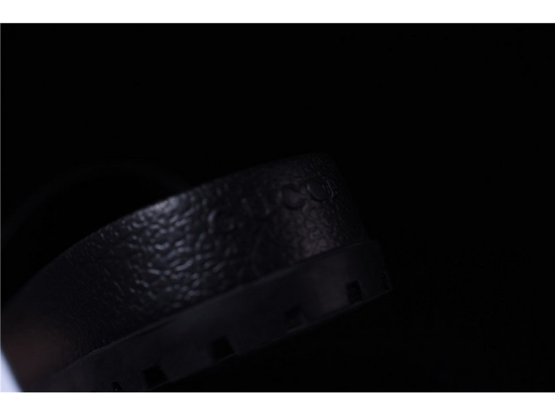 Gucc* Sandal9