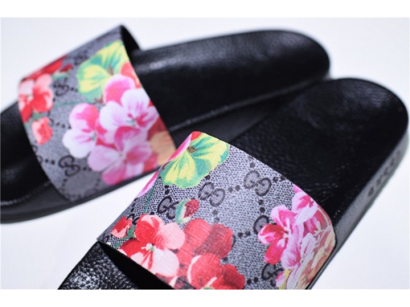 Gucc* Sandal4