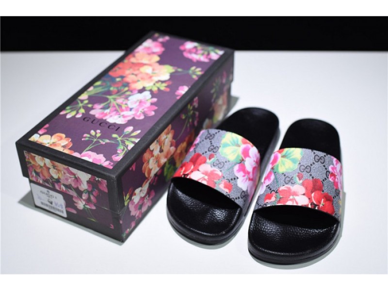 Gucc* Sandal4