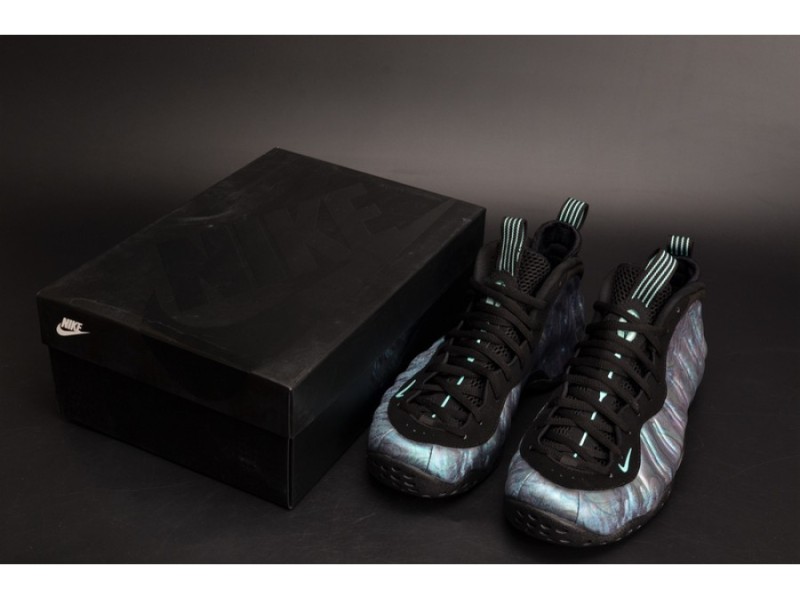 Nike Air Foamposite One PRM “Abalone” Black/Aurora Green mens 575420-009