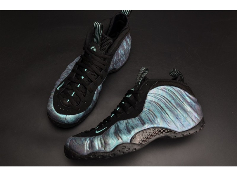 Nike Air Foamposite One PRM “Abalone” Black/Aurora Green mens 575420-009