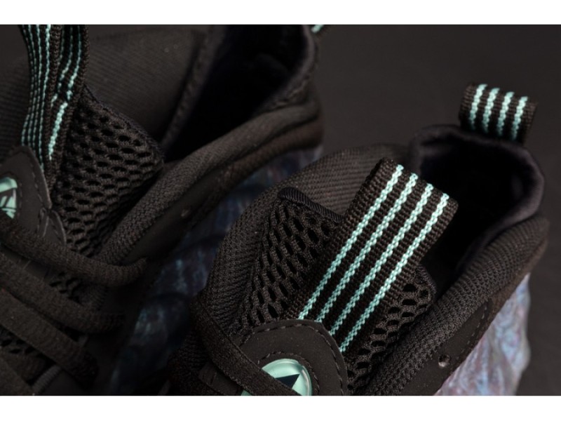 Nike Air Foamposite One PRM “Abalone” Black/Aurora Green mens 575420-009