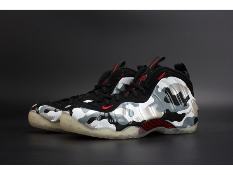 Nike Air Foamposite One PRM 