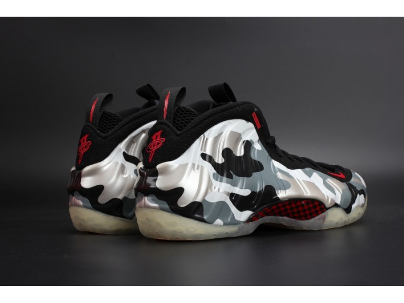 Nike Air Foamposite One PRM 