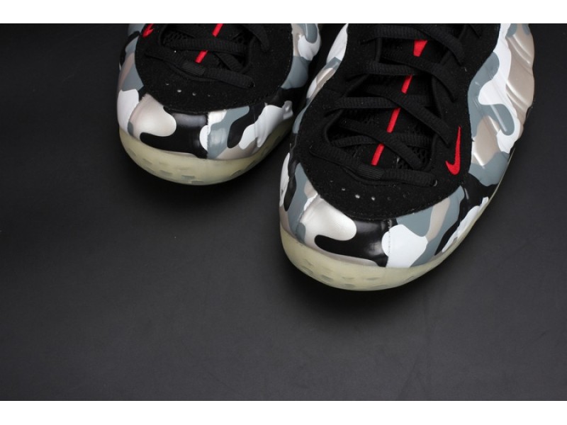 Nike Air Foamposite One PRM 