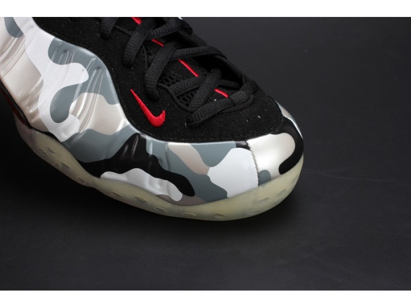 Nike Air Foamposite One PRM 