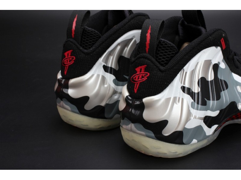 Nike Air Foamposite One PRM 