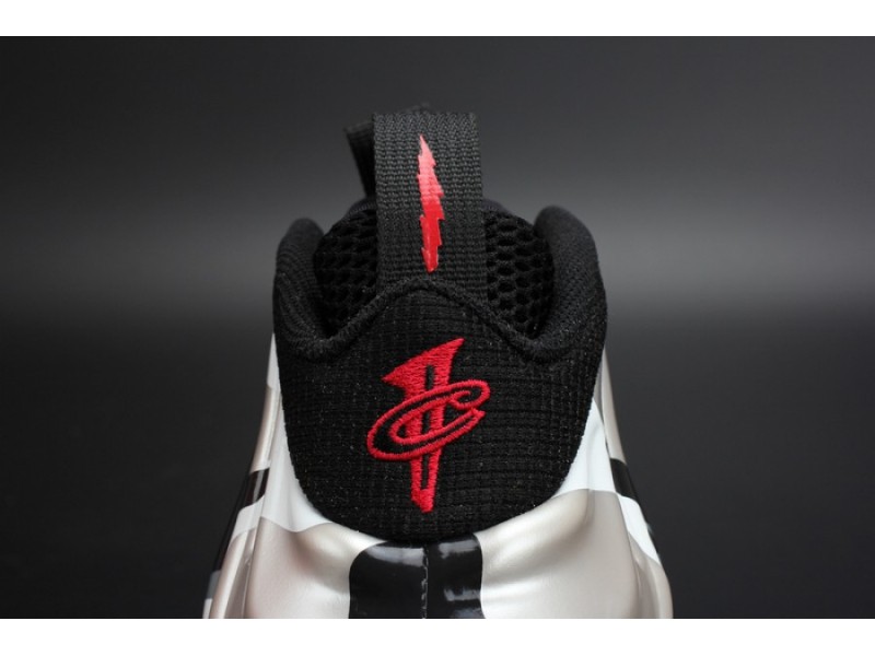 Nike Air Foamposite One PRM 