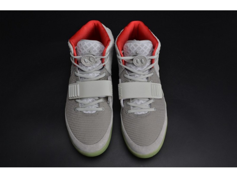 NIKE AIR YEEZY 2 PURE PLATINUM Wolf Grey mens 508214-010