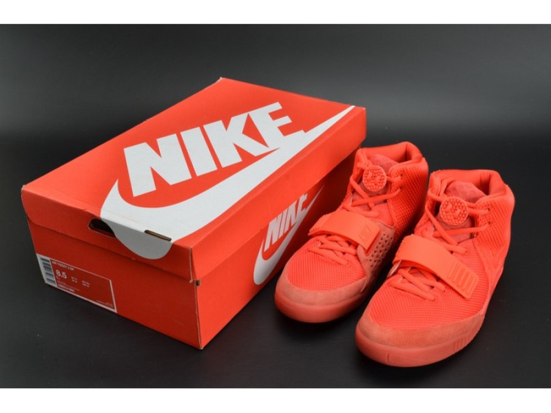 Nike Air YEEZY 2 “Red October” mens 508214-660