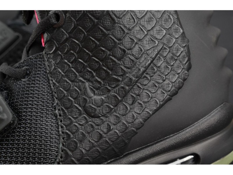 NIKE AIR YEEZY 2 “SOLAR RED” black mens 508214-006